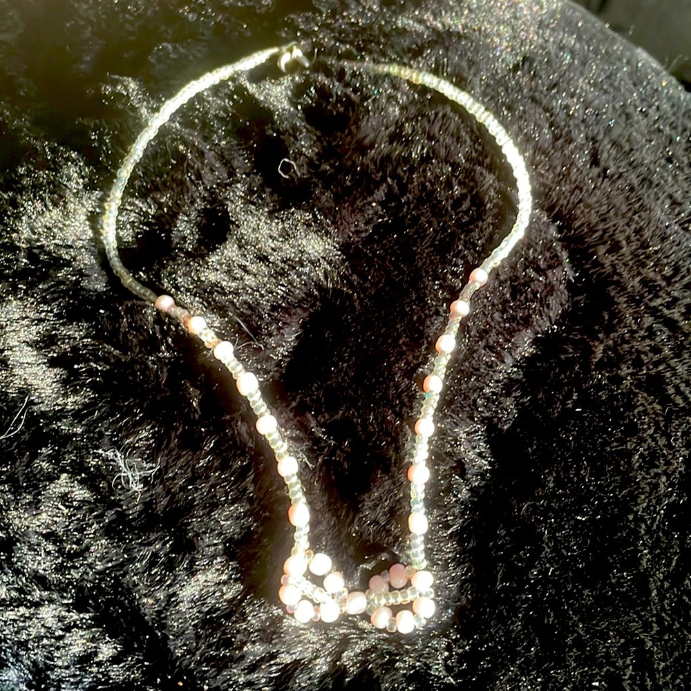 VINTAGE “pink bow” beaded necklace